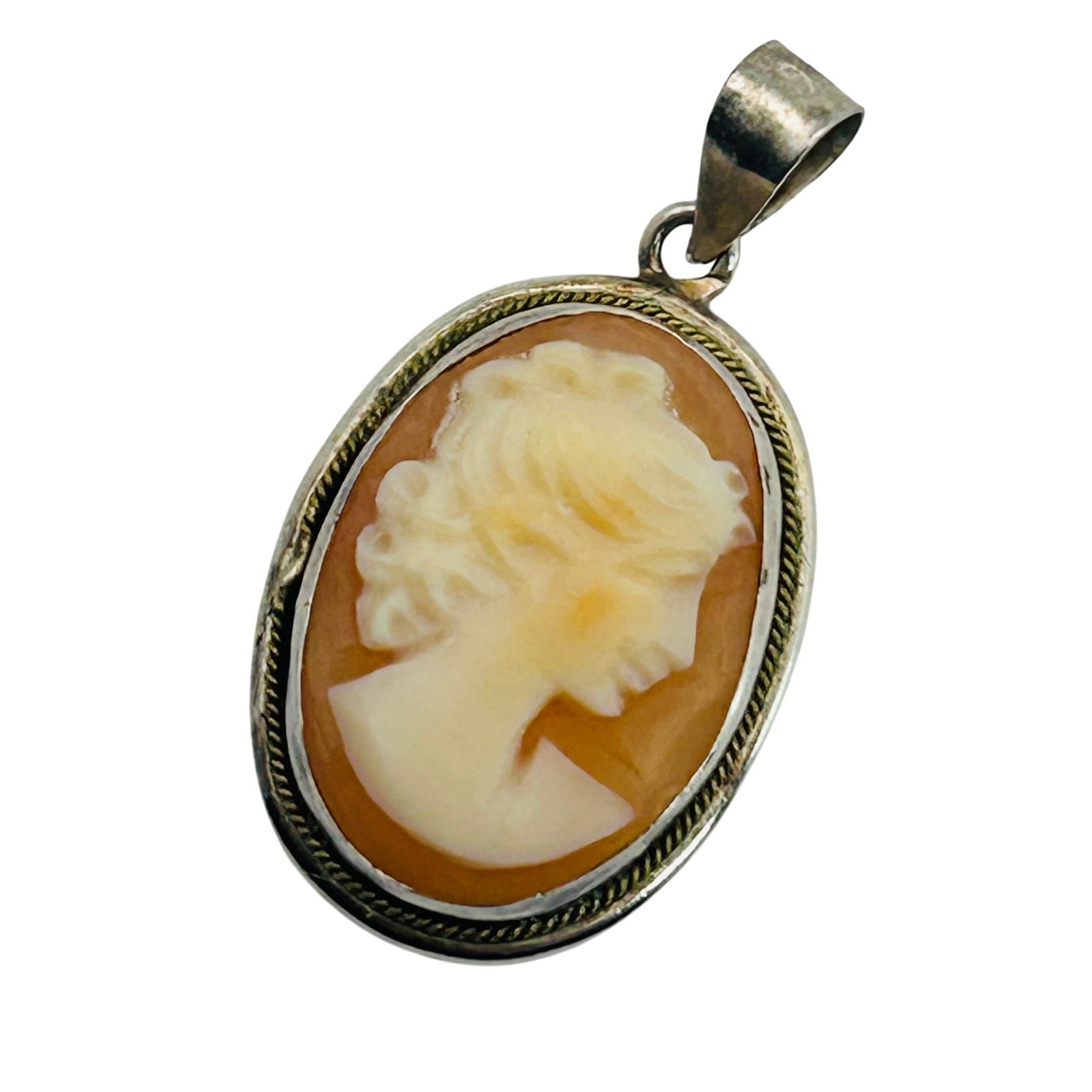 Sterling Cameo Pendant (1 of 4)