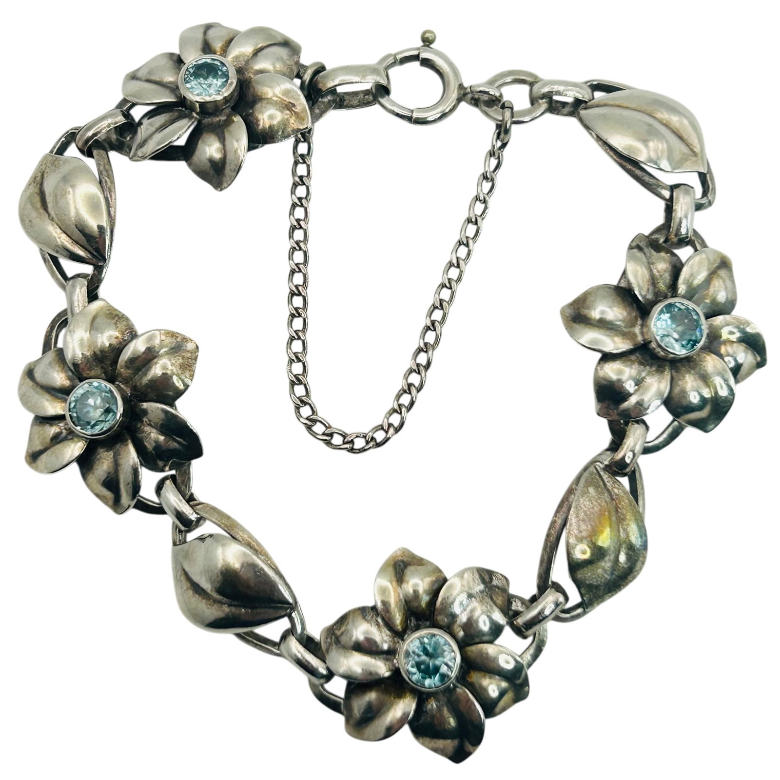 H.S.B Sterling Topaz Flower Bracelet: H.S.B Sterling topaz flower bracelet. 14.8g