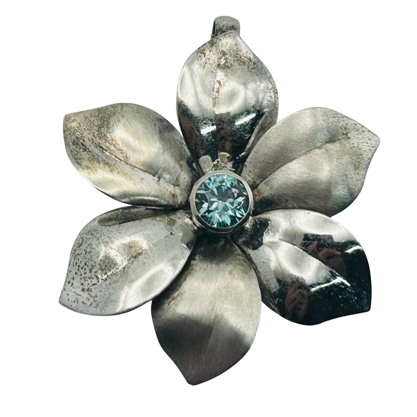 H.S.B Sterling Topaz Flower Pendant (1 of 4)