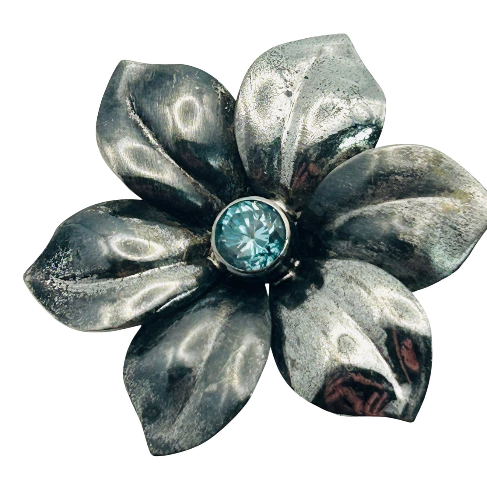 H.S.B Sterling Topaz Flower Brooch: H.S.B Sterling topaz flower brooch. 3.2g