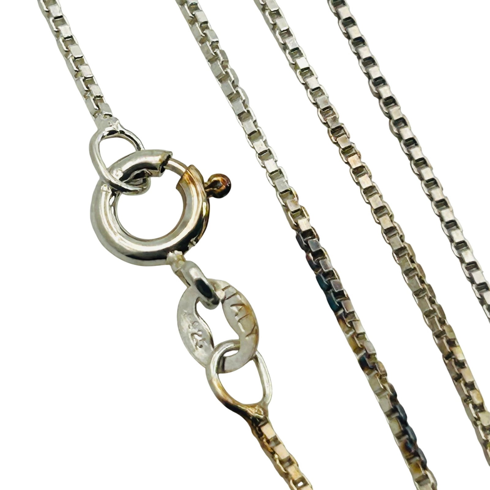 Italy Sterling Box Chain Necklace: Italy sterling box chain necklace. 2.6g