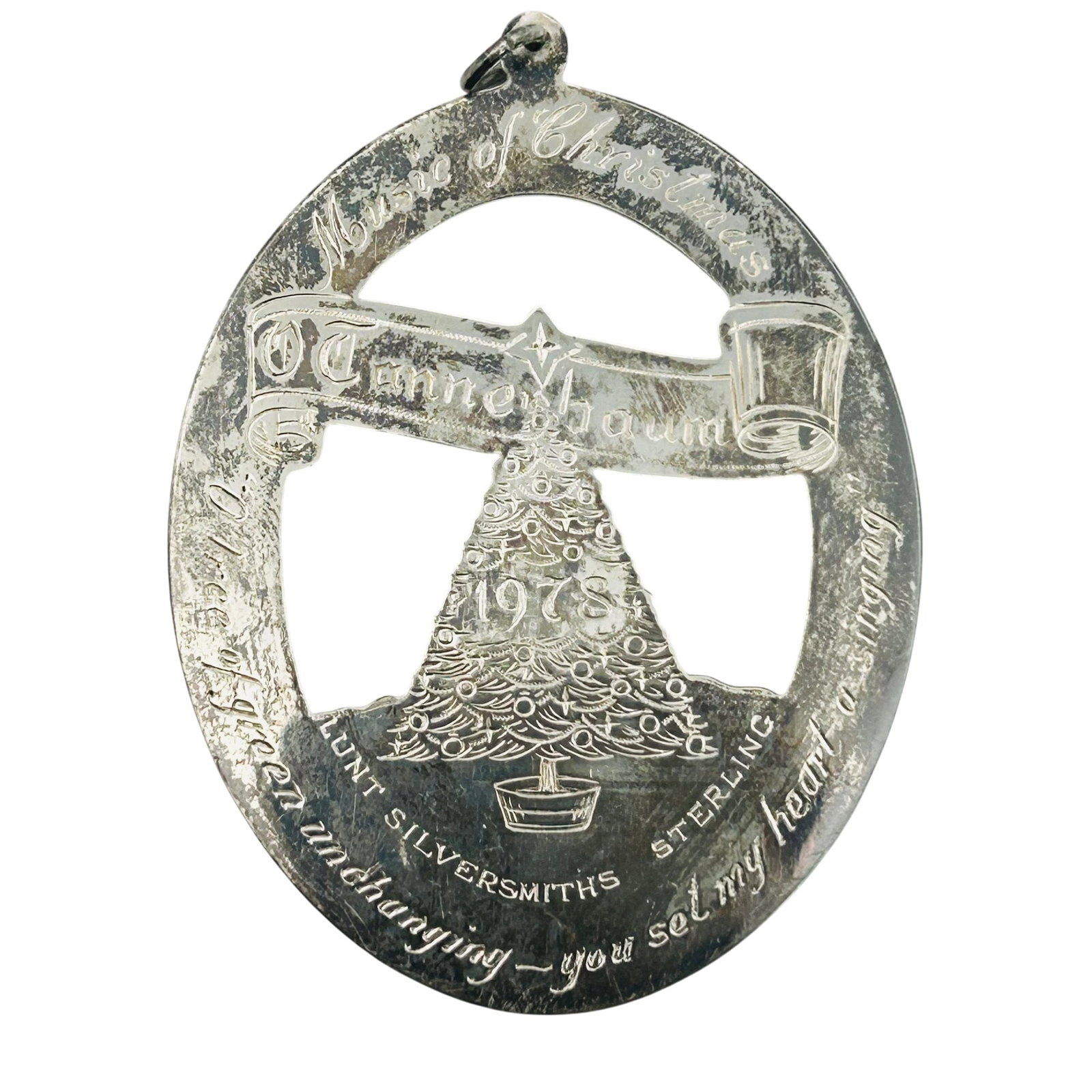 Lunt Silversmith Sterling Christmas Music Pendant 1978: Lunt silversmith Sterling Christmas music pendant 1978. 20.4g