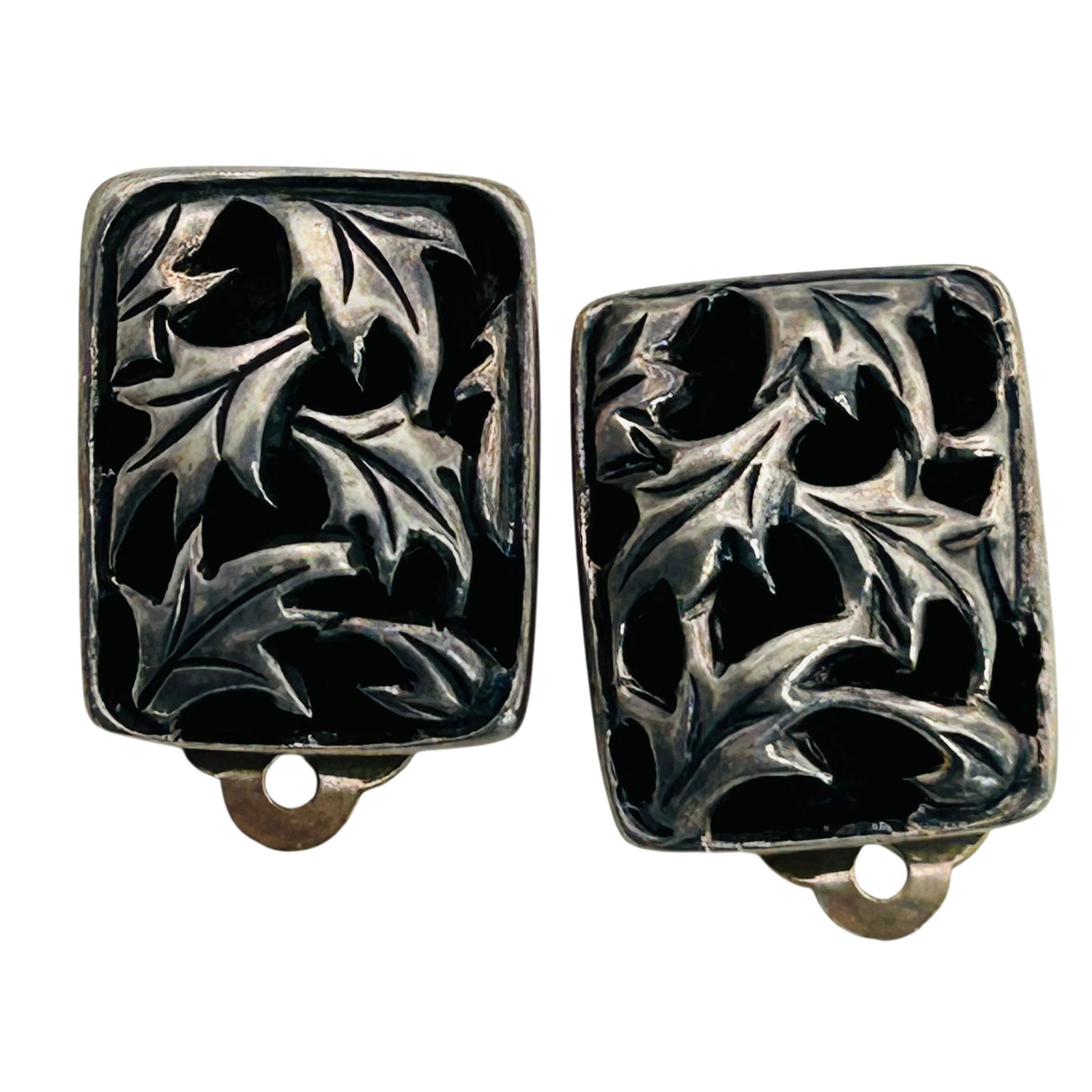 Lori Bonn Sterling Clip On Earrings: Lori Bonn sterling clip on earrings. 12.6g