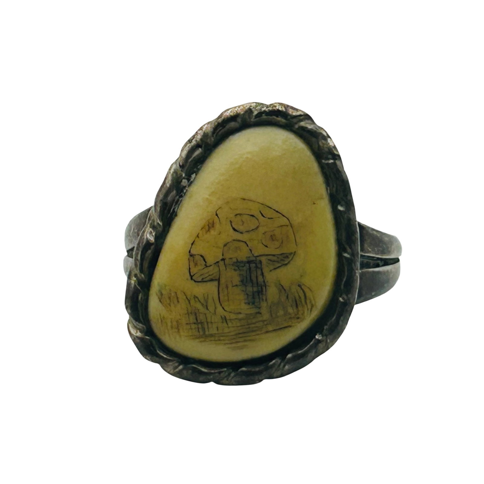Sterling Mushroom Ring Size 5 (1 of 6)