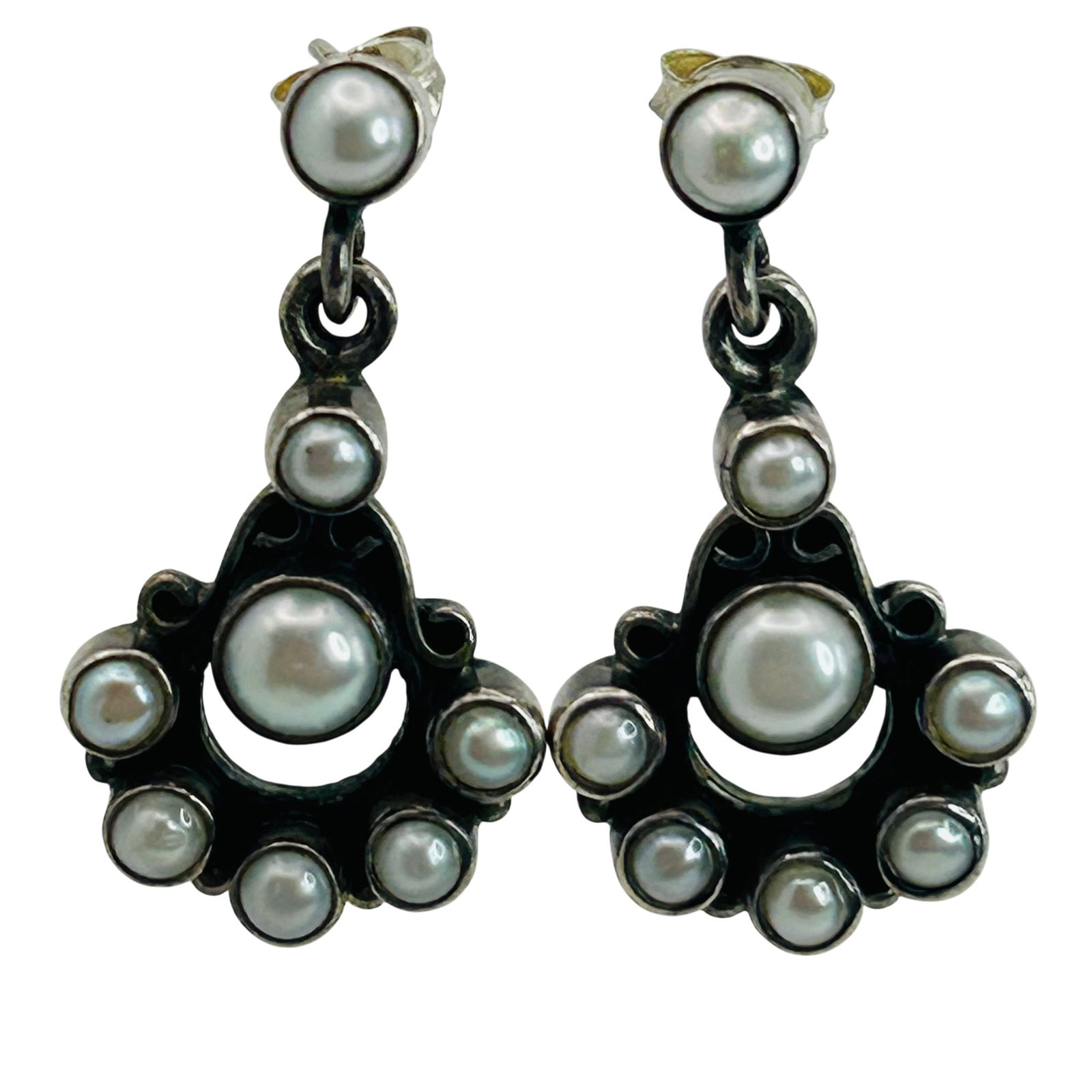 SLG Sterling Pearl Stud Earrings (1 of 5)