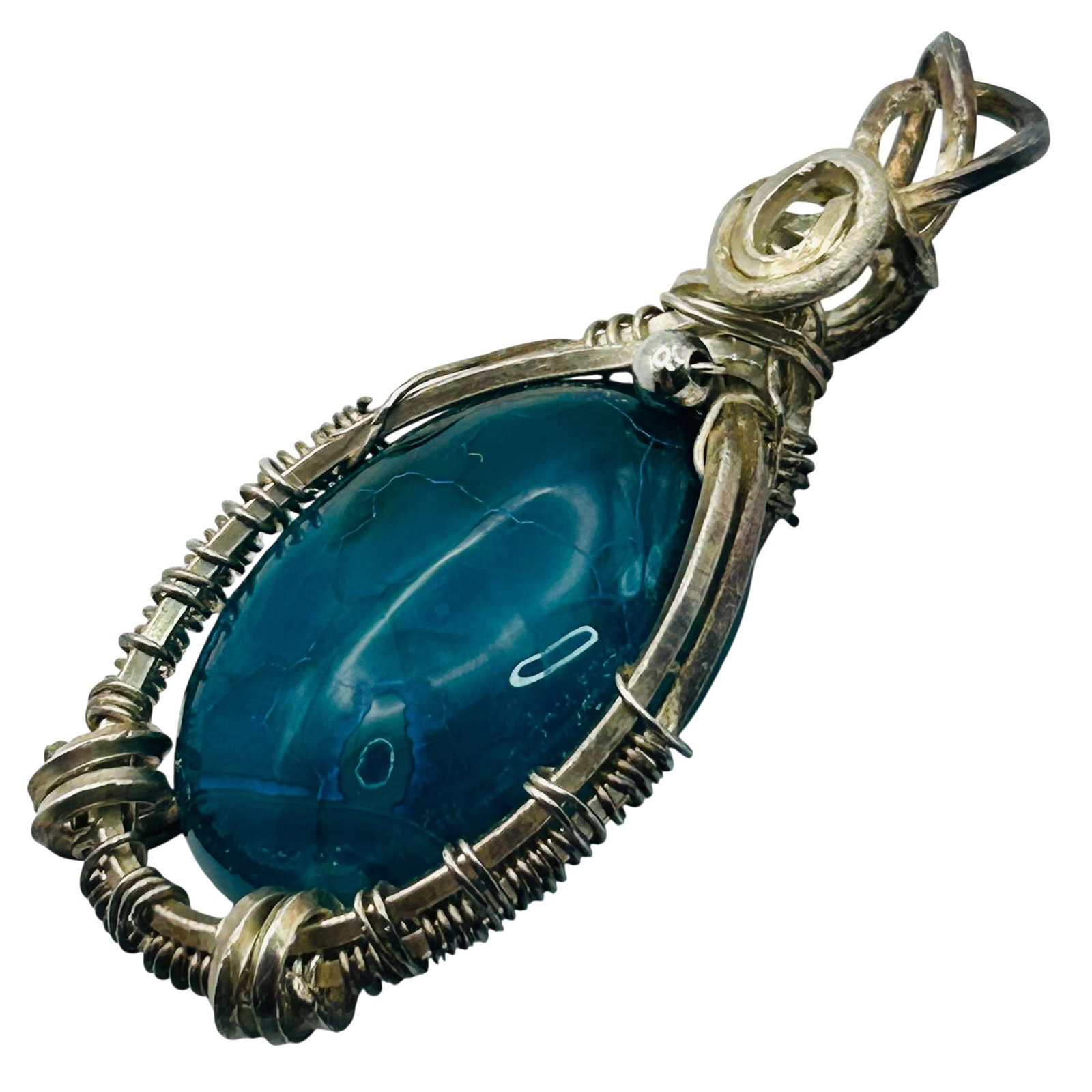 Sterling Blue Gem Pendant: Sterling blue gem pendant. 10.4g