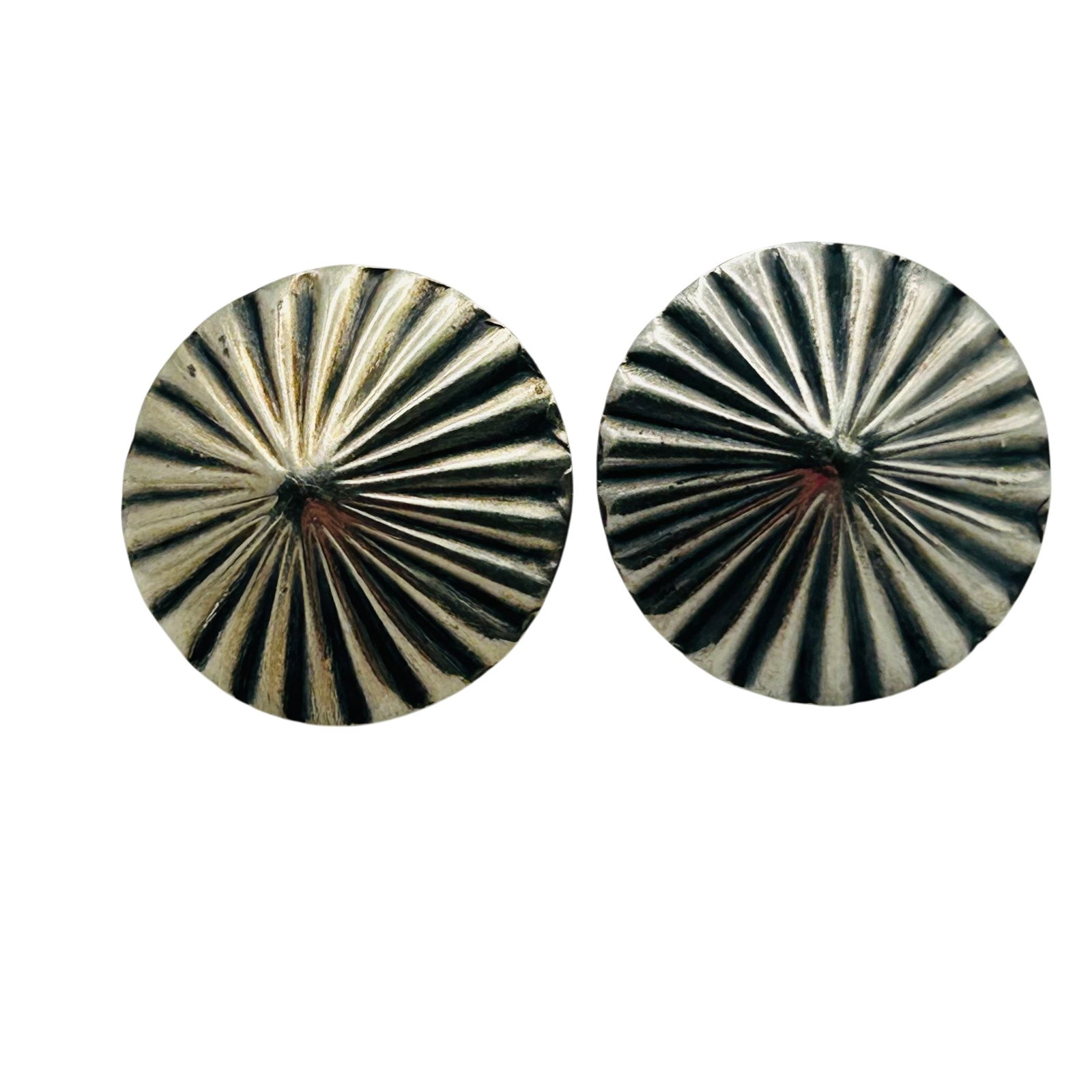 Sterling Screw Back Earrings: Sterling screw back earrings. 4.4g