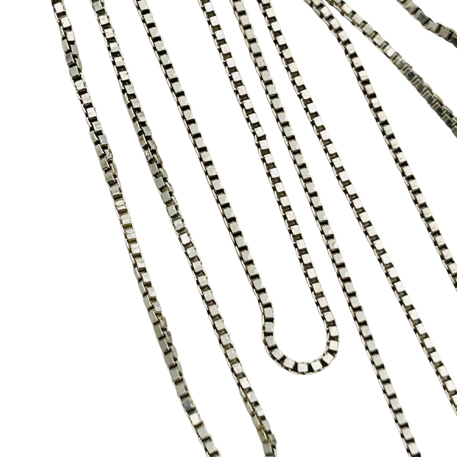 Italy Sterling Box Chain Necklace: Italy sterling box chain necklace. 1.9g