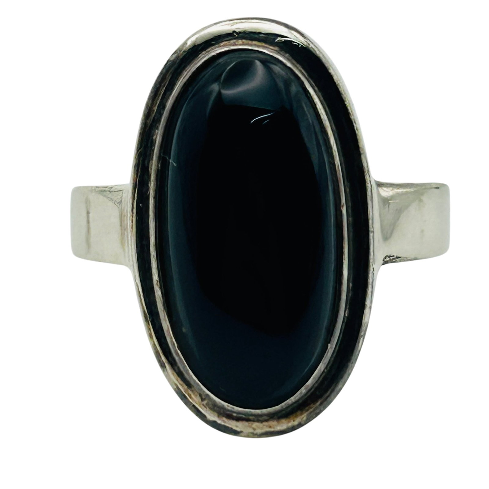 Sterling Onyx Oval Ring Size 8 (1 of 6)