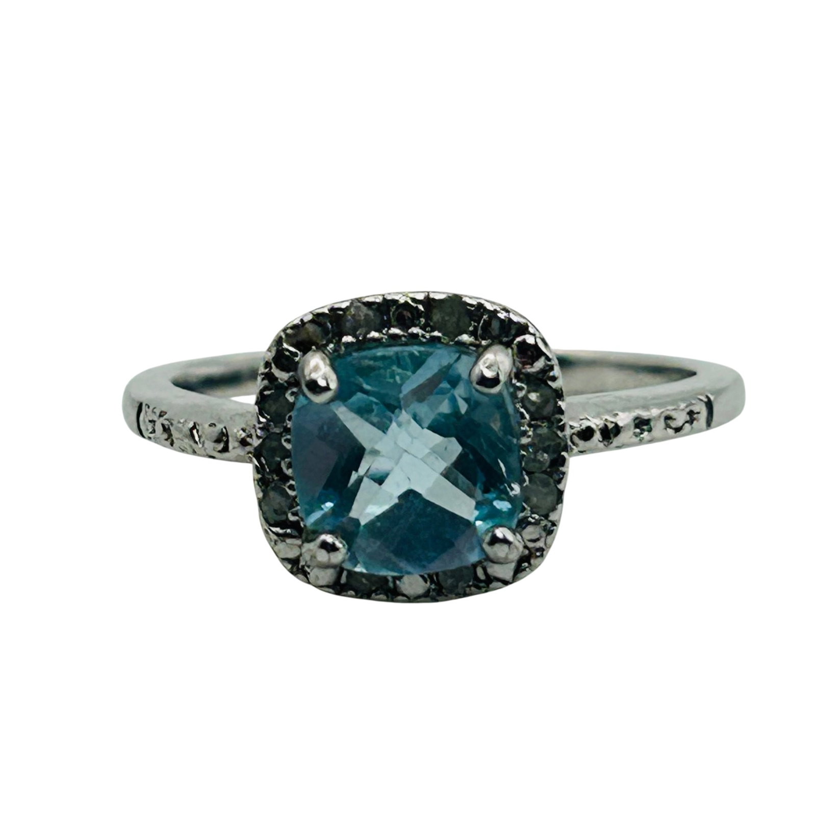 DBJ Sterling Topaz Diamond Accent Ring Size 7.5: DBJ Sterling topaz diamond accent ring size 7.5. 2.8g