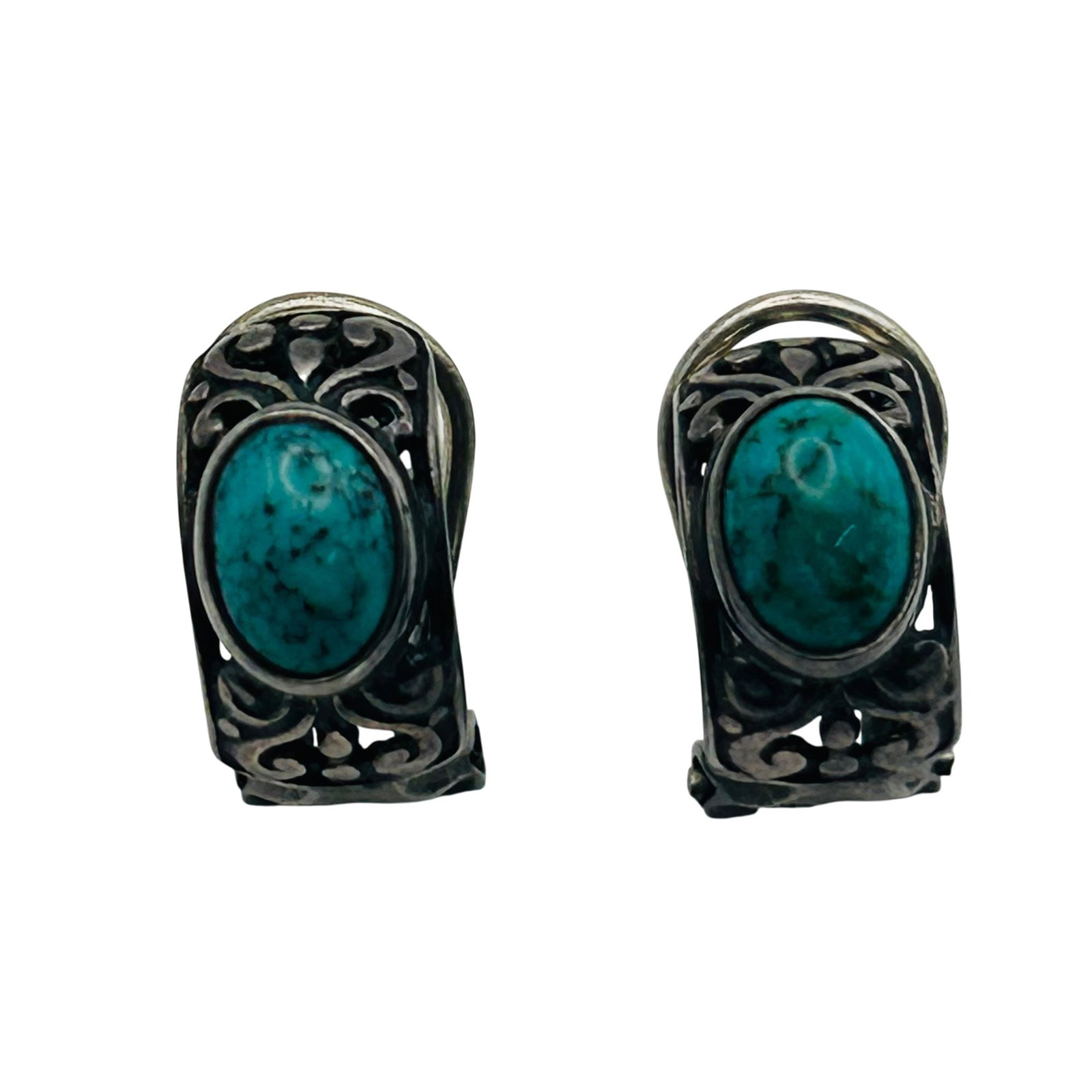 Sterling Turquoise Earrings: Sterling Turquoise Earrings. 2.4g