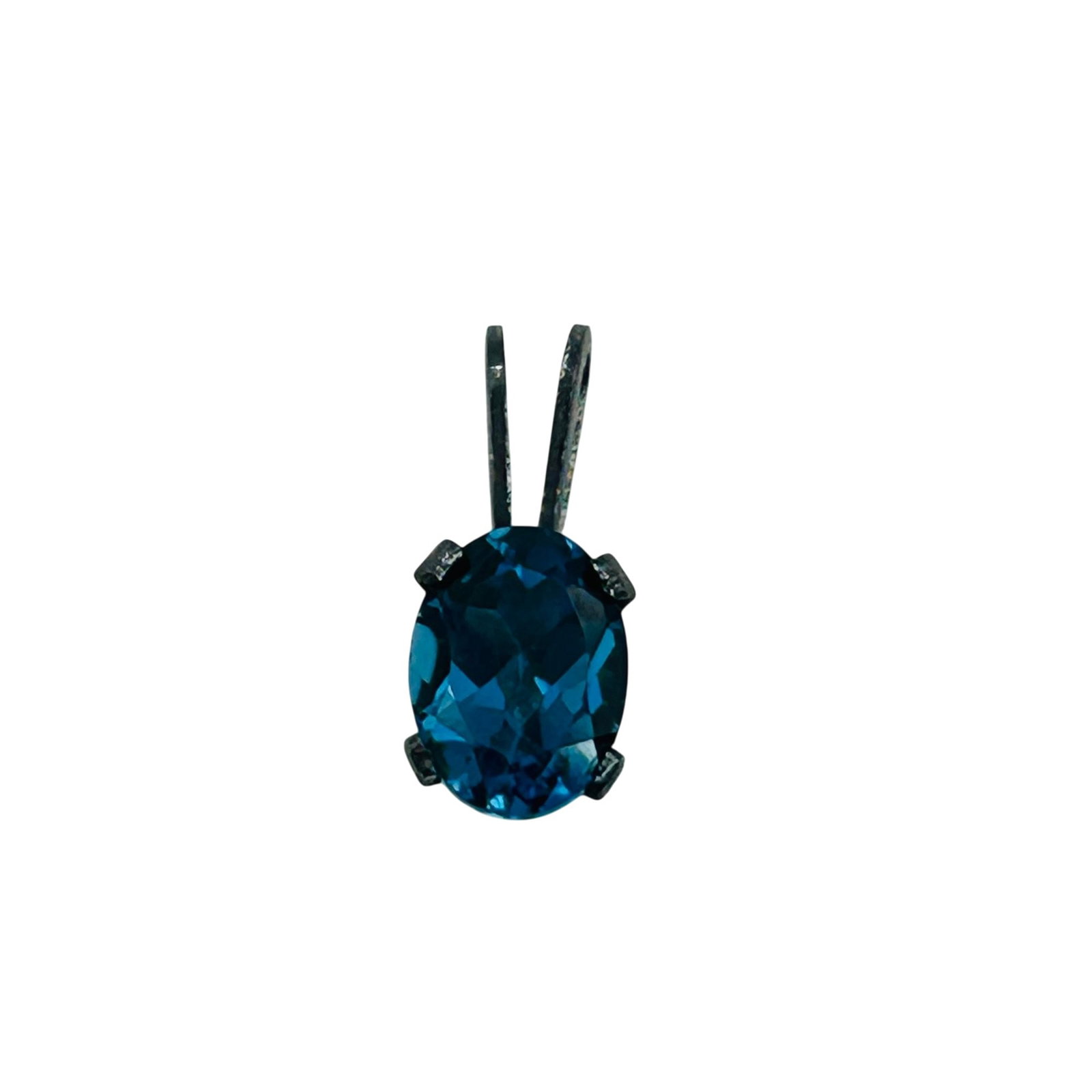 Sterling Spinel Pendant: Sterling spinel Pendant. 0.5g