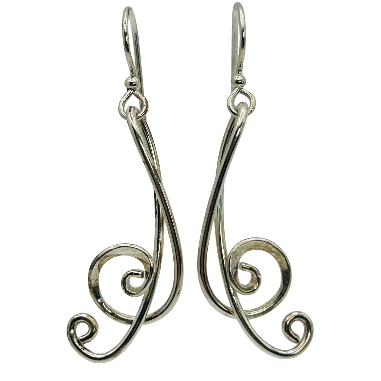 Sterling Music Note Hook Back Earrings: Sterling music note hook back earrings. 3.3g