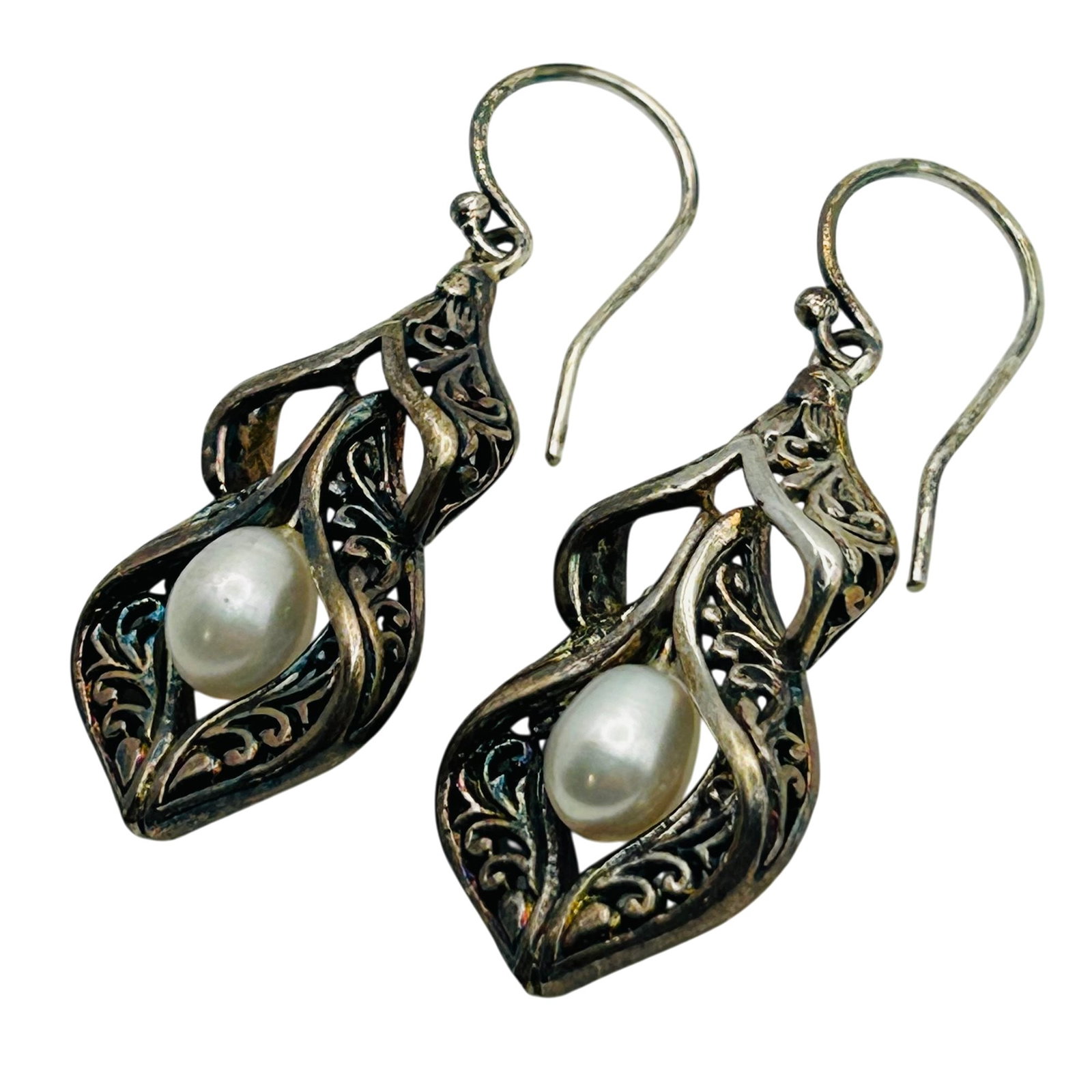 Sterling Pearl Dangle Earring. 8.2g (1 of 4)