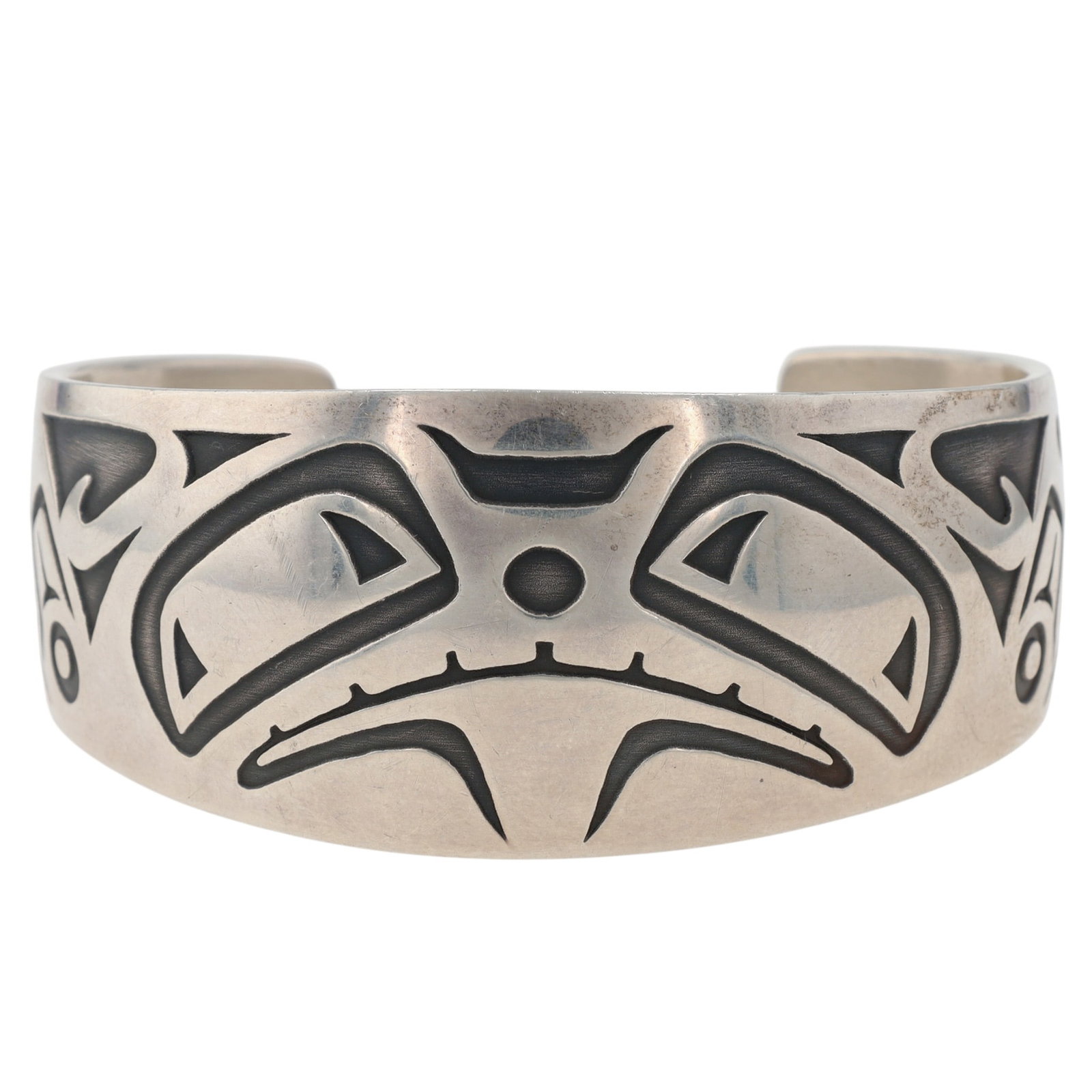 Danny Dennis First Nations Northwest Coast Motif Cuff Bracelet (1 of 6)