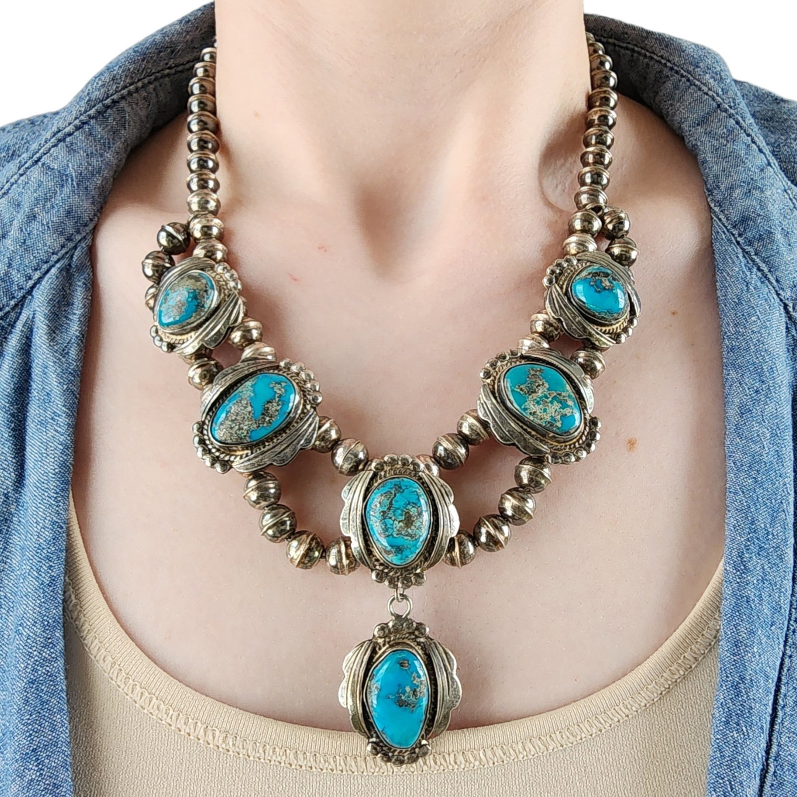 Vintage Navajo Sterling Turquoise Station Necklace: Vintage Navajo Sterling Turquoise Station Necklace | Weight: 96g | Approximate Length: 18.5"