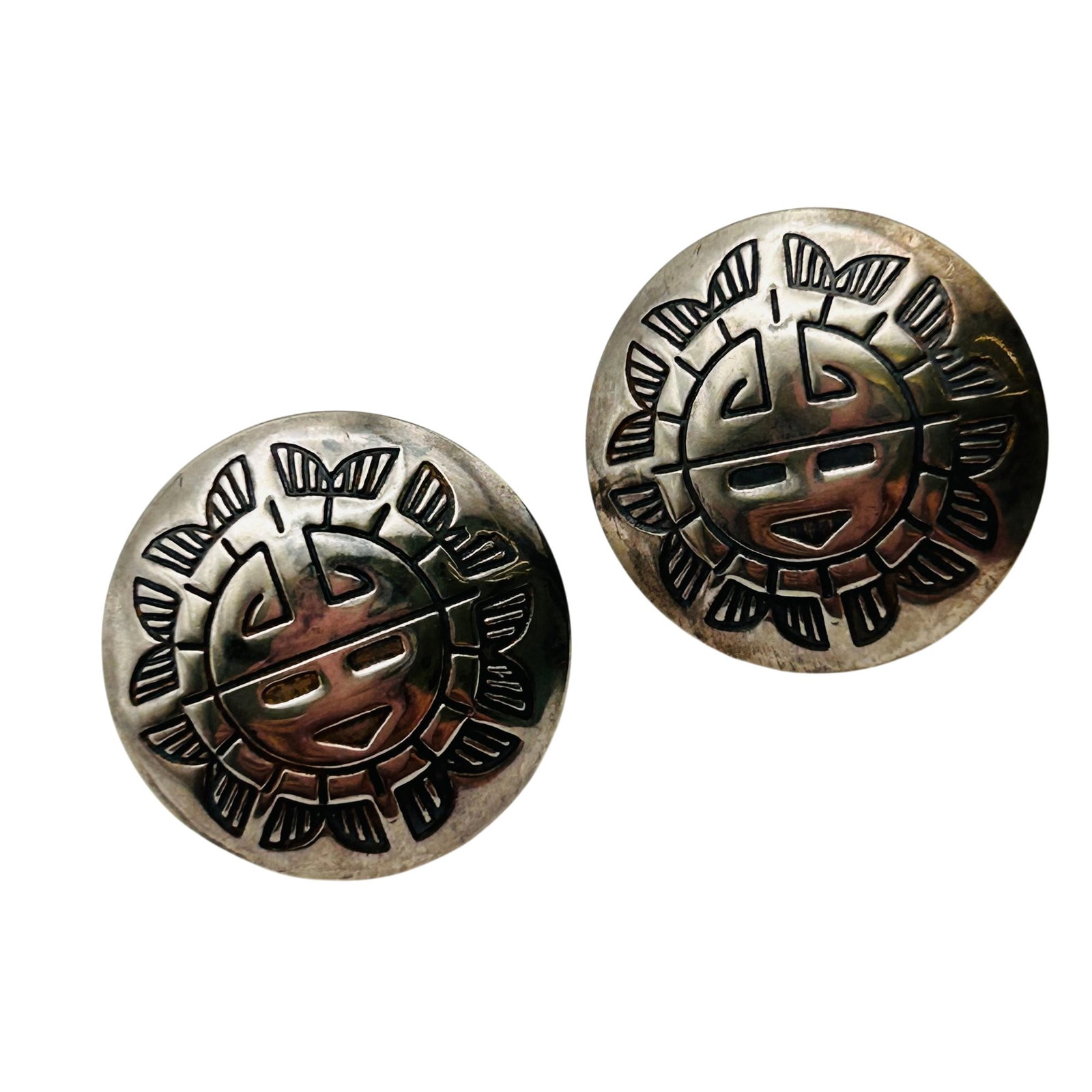 Quoc. Trading Sterling Stamped Earrings: Quoc Trading sterling stamped earrings 2.6g — Round medallion pushback earrings