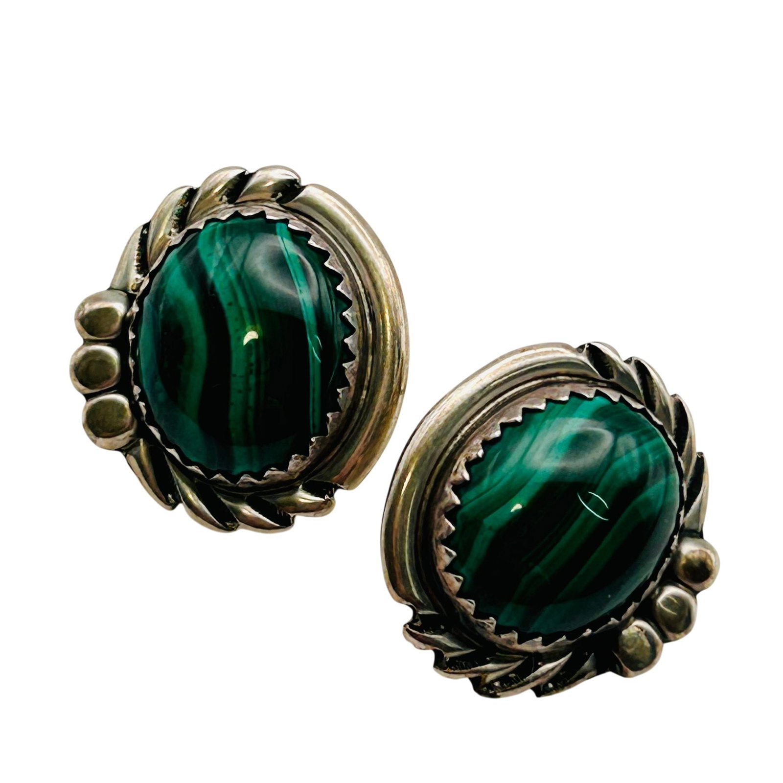 Navajo Sterling Malachite Earrings: Navajo sterling malachite earrings 5.2g