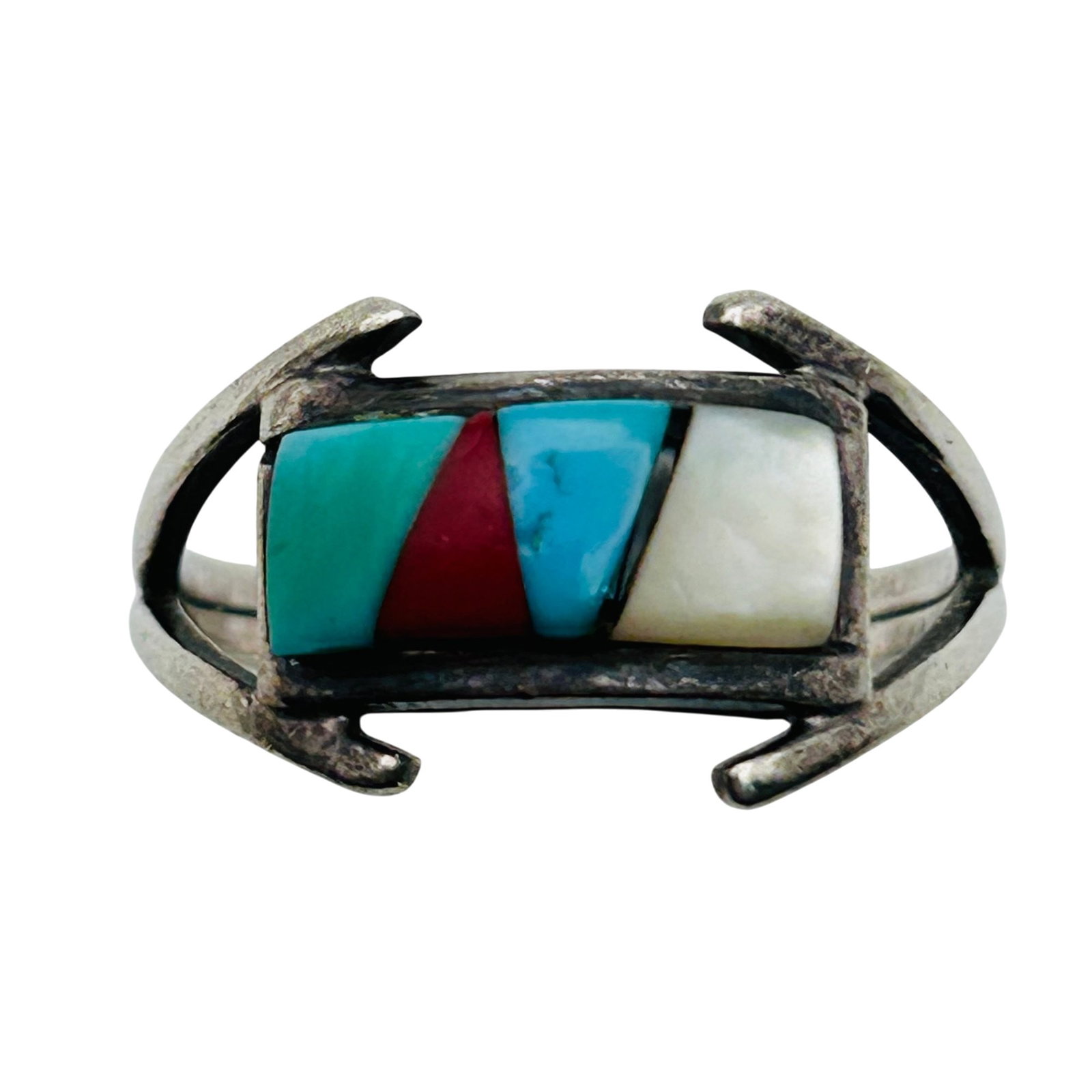 Signed Zuni Sterling Inlay Multi-Stone Ring Sz 7: Artist Signed Zuni Sterling Inlay multi-Stone Ring Sz 7 2.6g — Mother of pearl turquoise coral