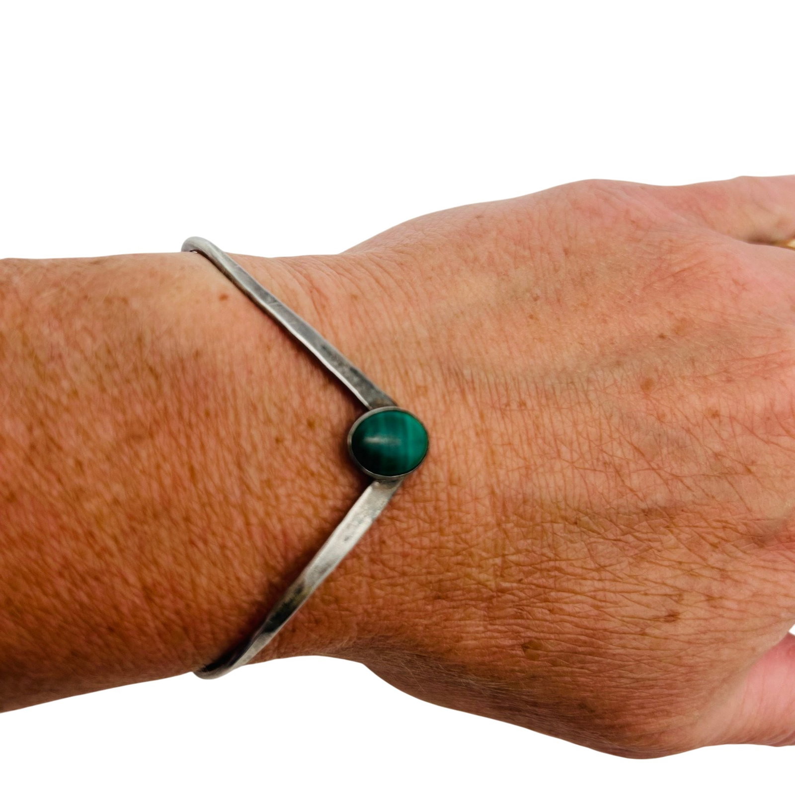 Native Sterling Malachite Cuff Bracelet: Native Sterling Malachite Cuff Bracelet 5.6g | 6” inner circumference including a 1” gap