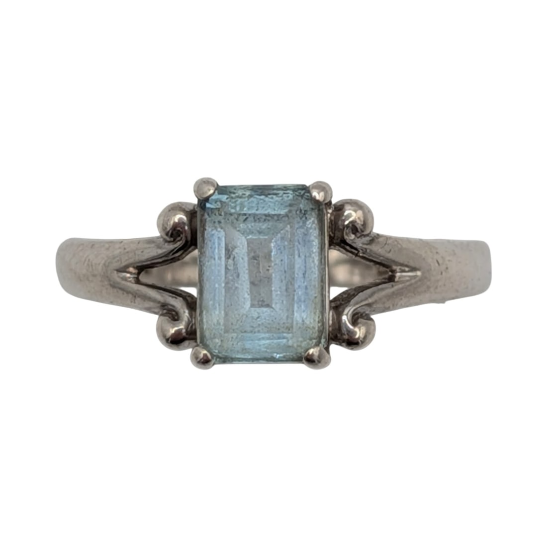 Ross Simons Sterling Silver Topaz Emerald Cut Solitaire Ring Size 7: Ross Simons Sterling Silver, Topaz Emerald Cut Solitaire Ring. Size 7. Signed R fancy 925 China. 2.1g