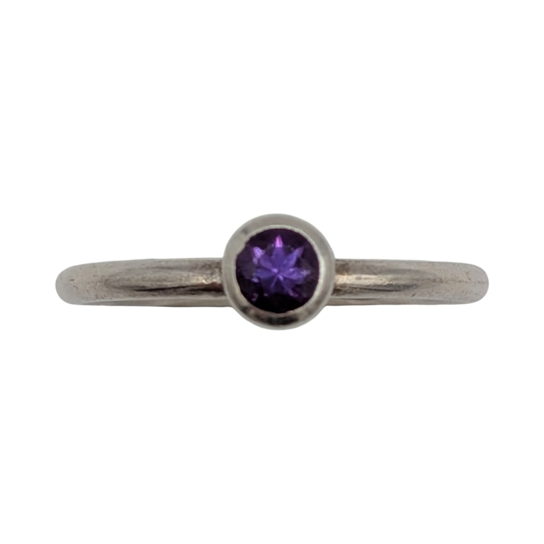 Sterling Silver Amethyst Round Cut Stacking Ring Size 8: Sterling Silver, Amethyst Round Cut Stacking Ring. Size 8. 2.4g