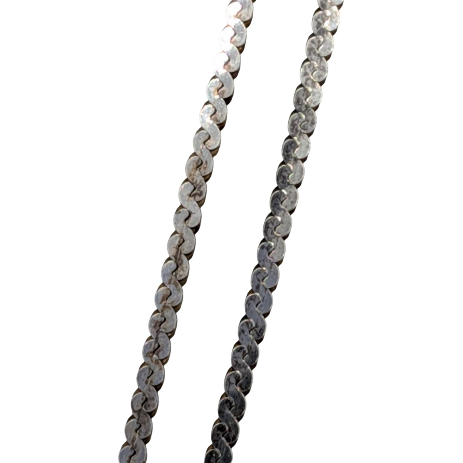 Sterling Silver Flat Curb Chain: Sterling Silver 1mm Flat Curb Chain. 16in Length. Signed 925 India. 6.1g