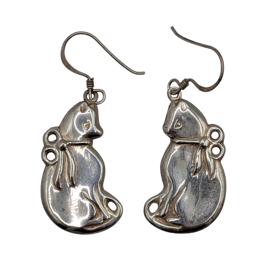 Sterling Silver Cat With Bow Dangle Earrings: Sterling Silver Cat With Bow Dangle Earrings. Signed 925. 6.4g