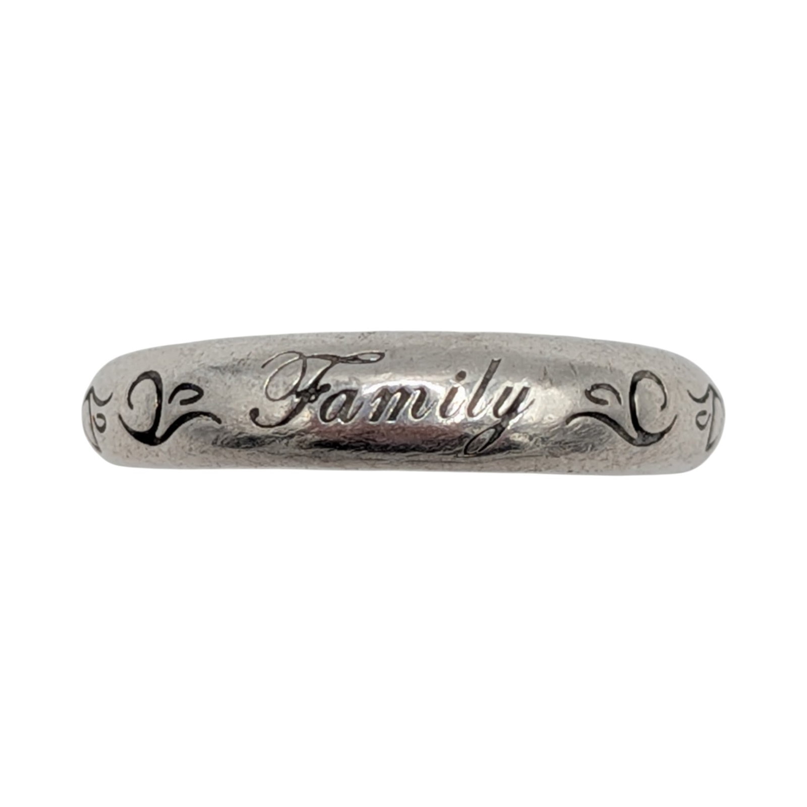 Signed Sterling Silver Engraved Family Ring Size 8.75: Signed Sterling Silver Engraved Family Ring. Size 8.75. Signed 925 RJ9. 4.2g