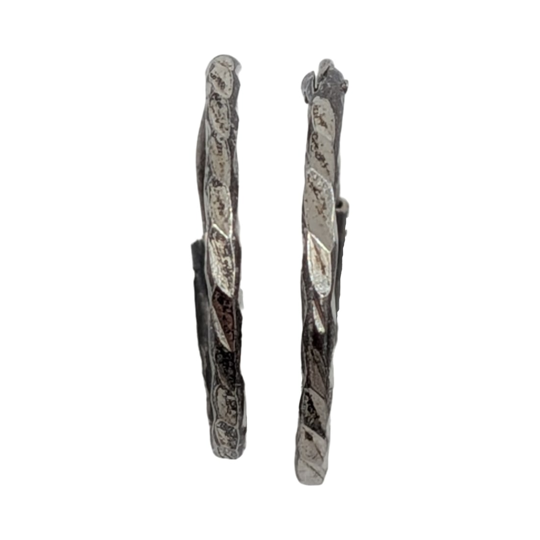 Sterling Silver Textured Endless Hoop Earrings: Sterling Silver Textured Endless Hoop Earrings. 1.4g