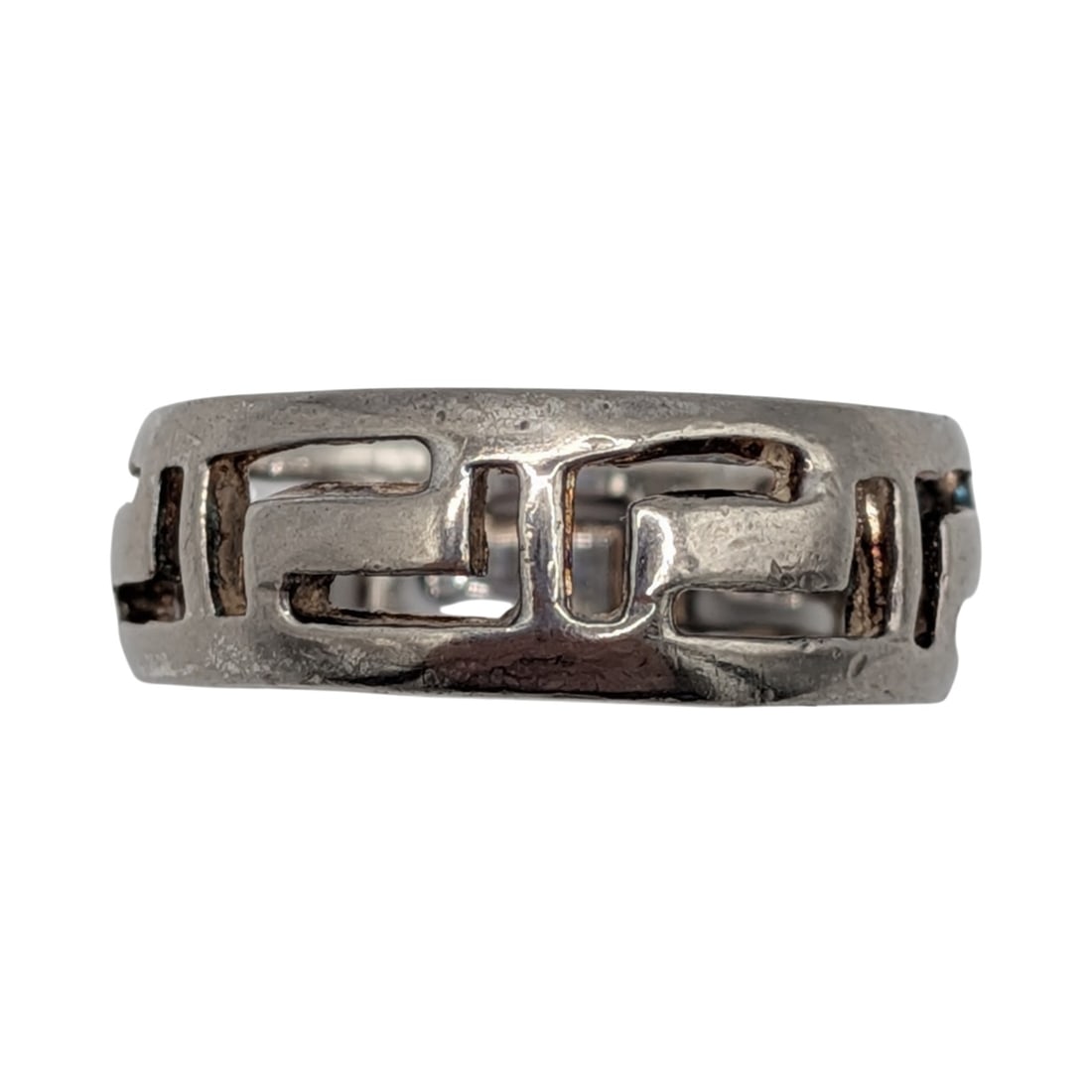 Signed Sterling Silver Geometric Pierced Band Ring Size 6.75: Signed Sterling Silver, Geometric Pierced Band Ring. Size 6.75. Signed 925 CW. 8g