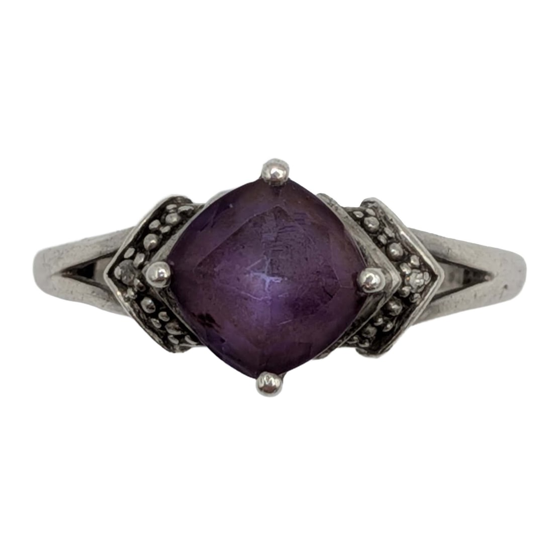Sterling Silver Amethyst Diamond Square Cut Ring Size 7: Sterling Silver, Amethyst, Diamond Square Cut Ring. Size 7. Signed 925. 2.2g