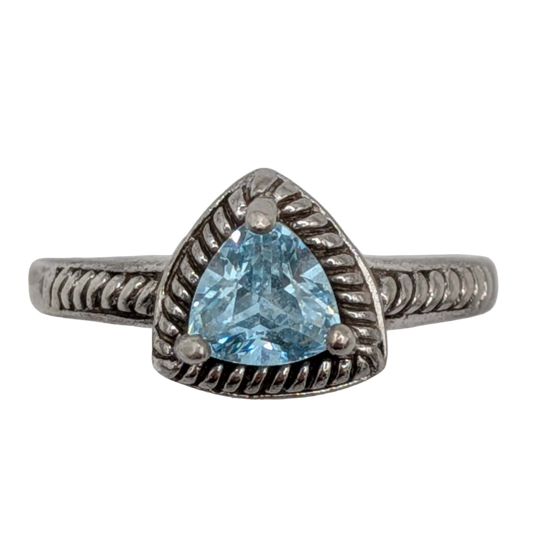 Signed Sterling Silver Blue Rhinestone Trillion Cut Ring Size 8: Signed Sterling Silver Blue Rhinestone Trillion Cut Ring. Size 8. Signed 925 illegible. 2.6g