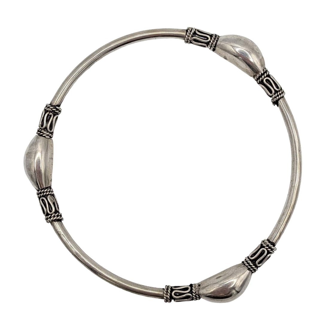 Sterling Silver Hollow Form Bali Style Bangle Bracelet (1 of 3)