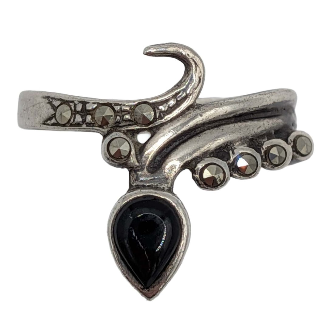 Signed Sterling Silver Onyx Marcasite Snake Ring Size 6.75: Signed Sterling Silver, Onyx, Marcasite Snake Ring. Size 6.75. Signed 925 CL. 2.6g