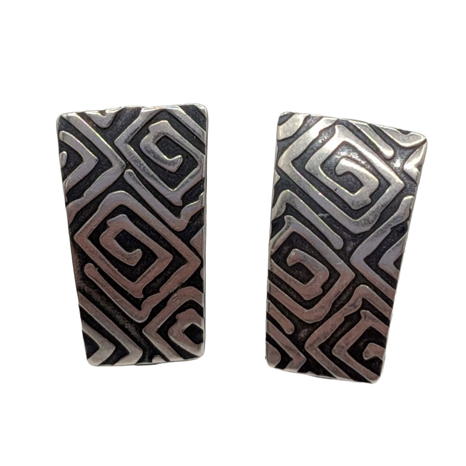 Sterling Silver Pressed Swirl Pattern Stud Earrings: Sterling Silver Pressed Swirl Pattern Stud Earrings. 1.2g