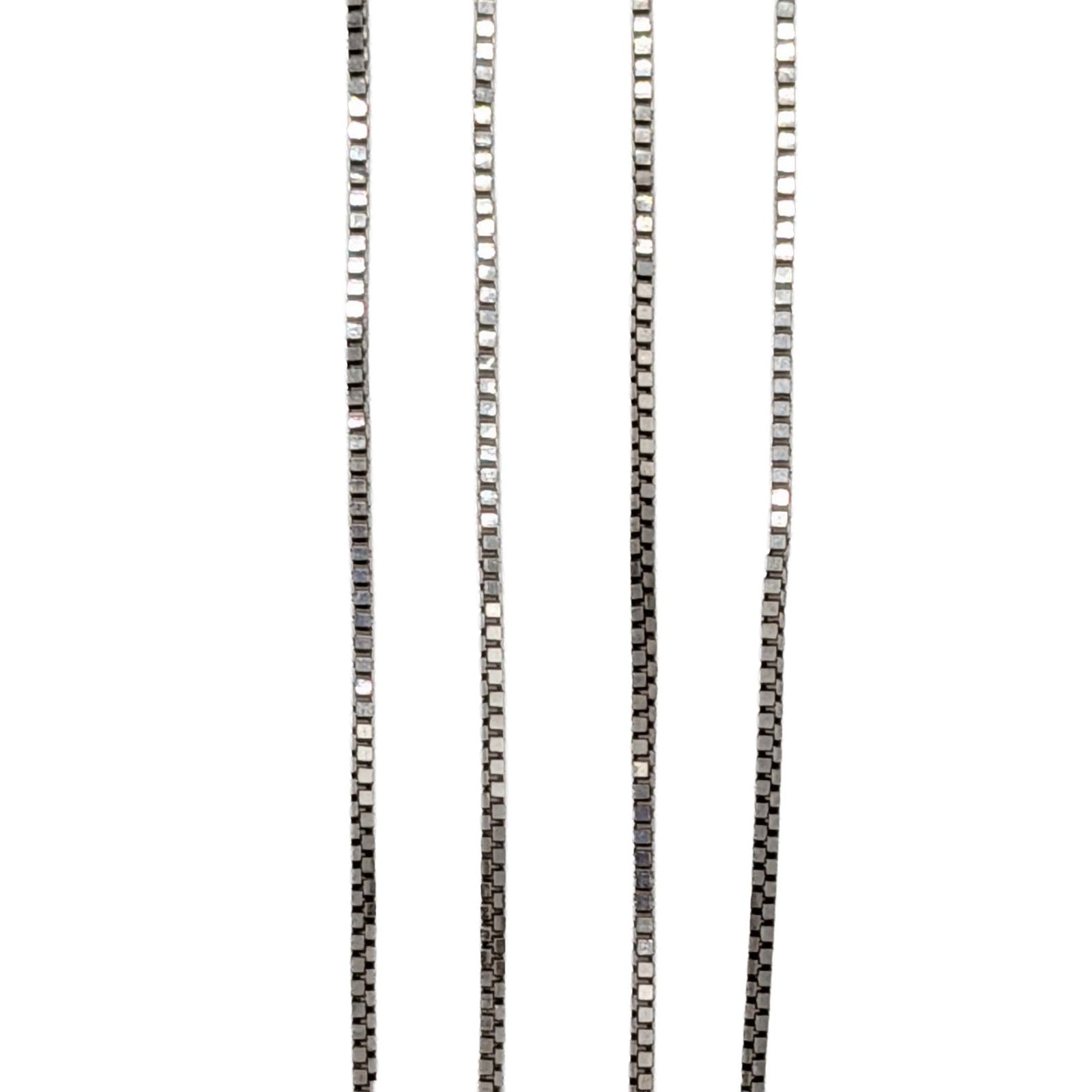 Signed 14K White Gold Box Chain Necklace: Signed 14K White Gold 1mm Box Chain Necklace. 15.5in Length. Signed d India 14K. .9g
