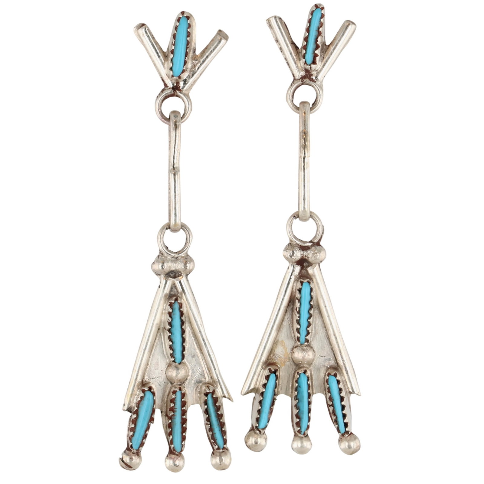 Evonne Hustito Zuni Sterling Turquoise Needlepoint Earrings: Evonne Hustito Zuni Sterling Turquoise Needlepoint Earrings / 3g / Unsigned. Artist attribution based on accompanying tag.