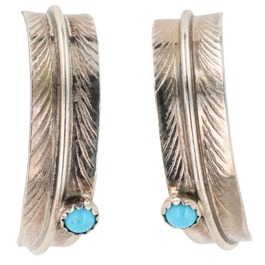 Byron Begay Navajo Sterling Kingman Turquoise Feather Earrings: Byron Begay Navajo Sterling Kingman Turquoise Feather Earrings / 2g / Unsigned. Artist attribution based on accompanying tag.