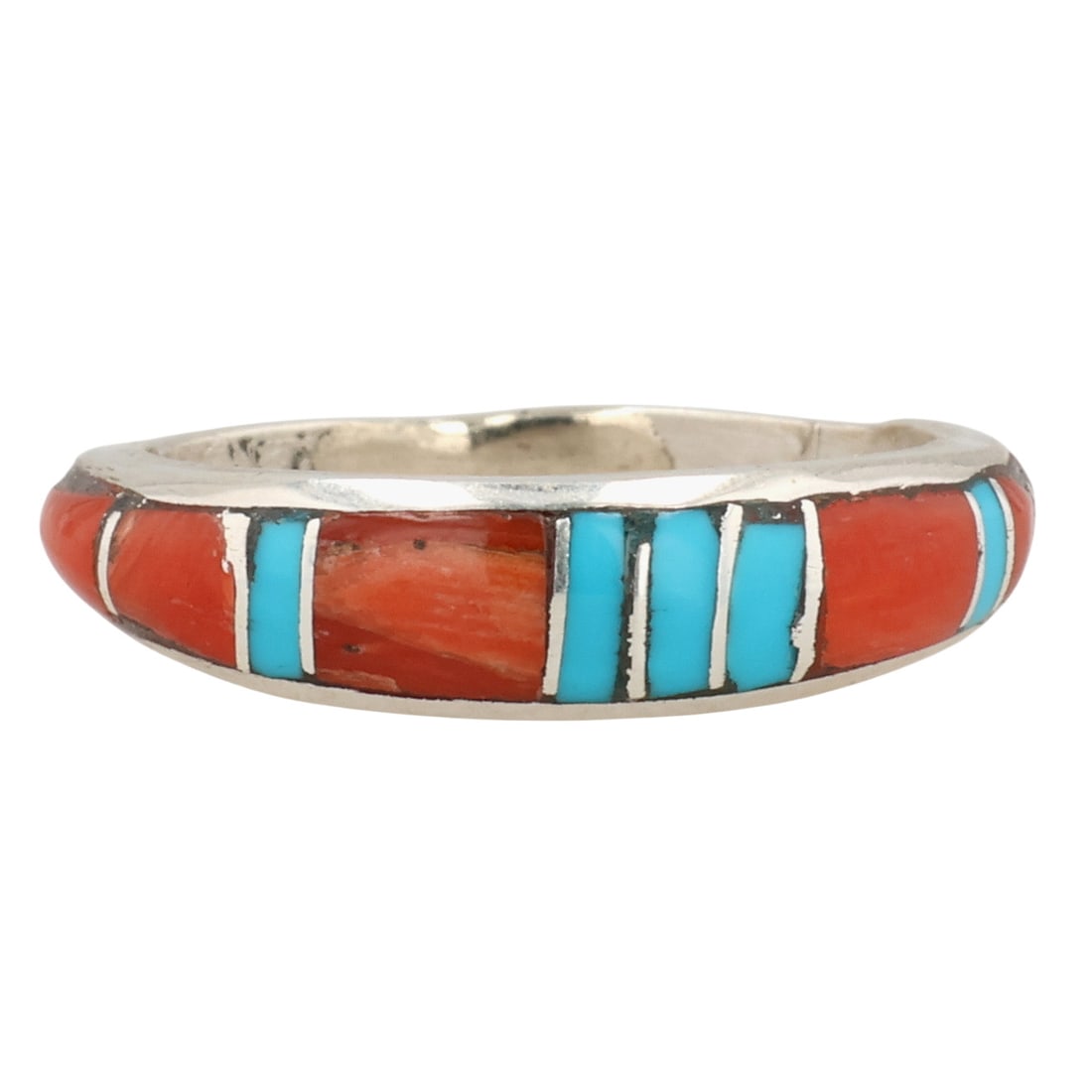 Kerrie Peina Zuni Sterling Multi-Stone Inlay Ring Sz 7: Kerrie Peina Zuni Sterling Multi-Stone Inlay Ring Sz 7 / 2g / Coral, Spiny Oyster, Turquoise / Imperfections, see photos, as is / Unsigned. Artist attribution based on accompanying tag.