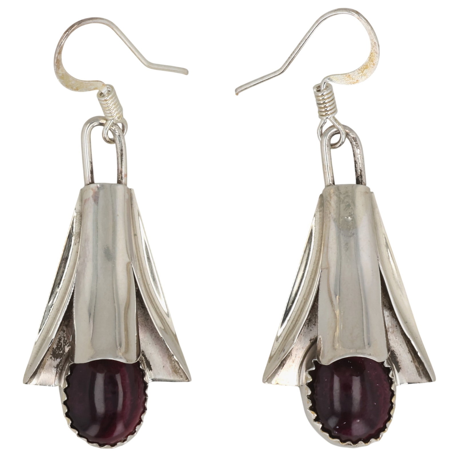 Louise Yazzie Sterling Purple Spiny Oyster Squash Blossom Earrings: Louise Yazzie Sterling Purple Spiny Oyster Squash Blossom Earrings / 5g