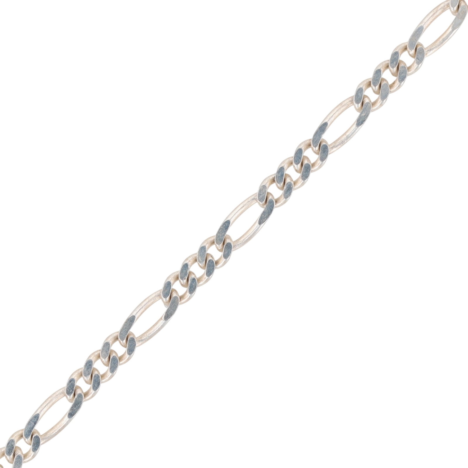 Sterling Silver Figaro Chain Necklace: Sterling Silver 2mm Figaro Chain Necklace. 17in Length. Signed 925. 4.3g