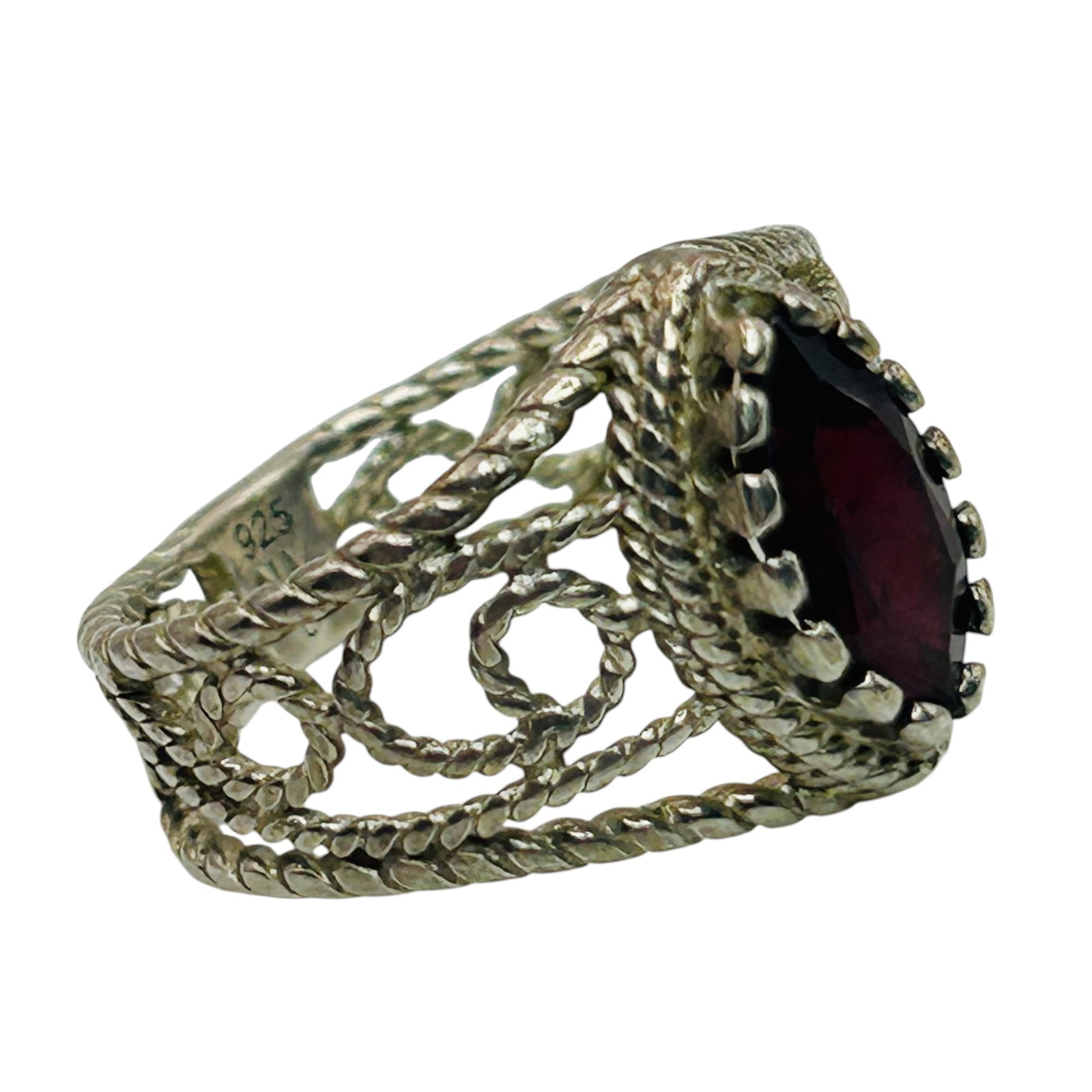 Signed Sterling Garnet Ring Sz 6 (1 of 5)