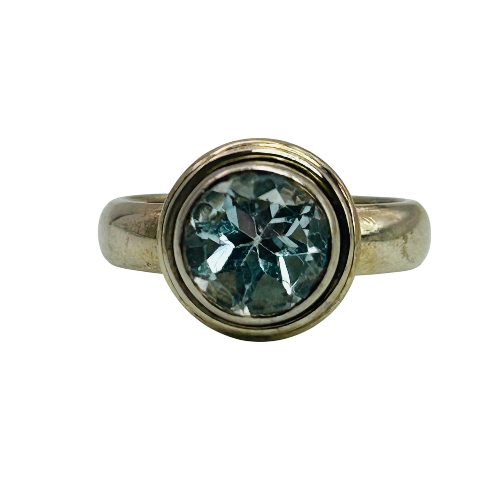 Sterling Topaz Ring Sz 6: Sterling topaz ring 5.1g Sz 6
