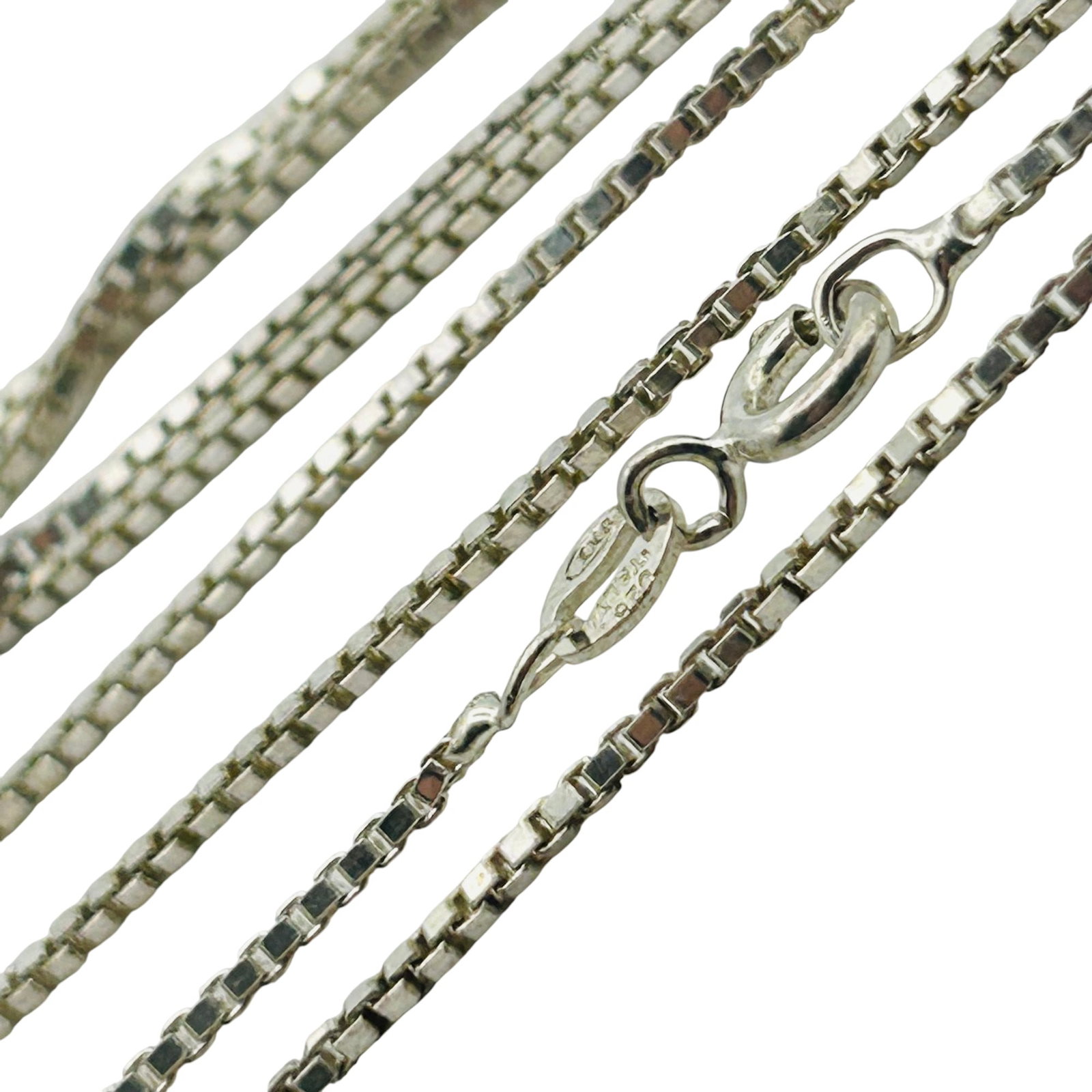 Signed Italy Sterling Box Chain Necklace: Signed SXI Italy sterling box chain necklace 6.0g
