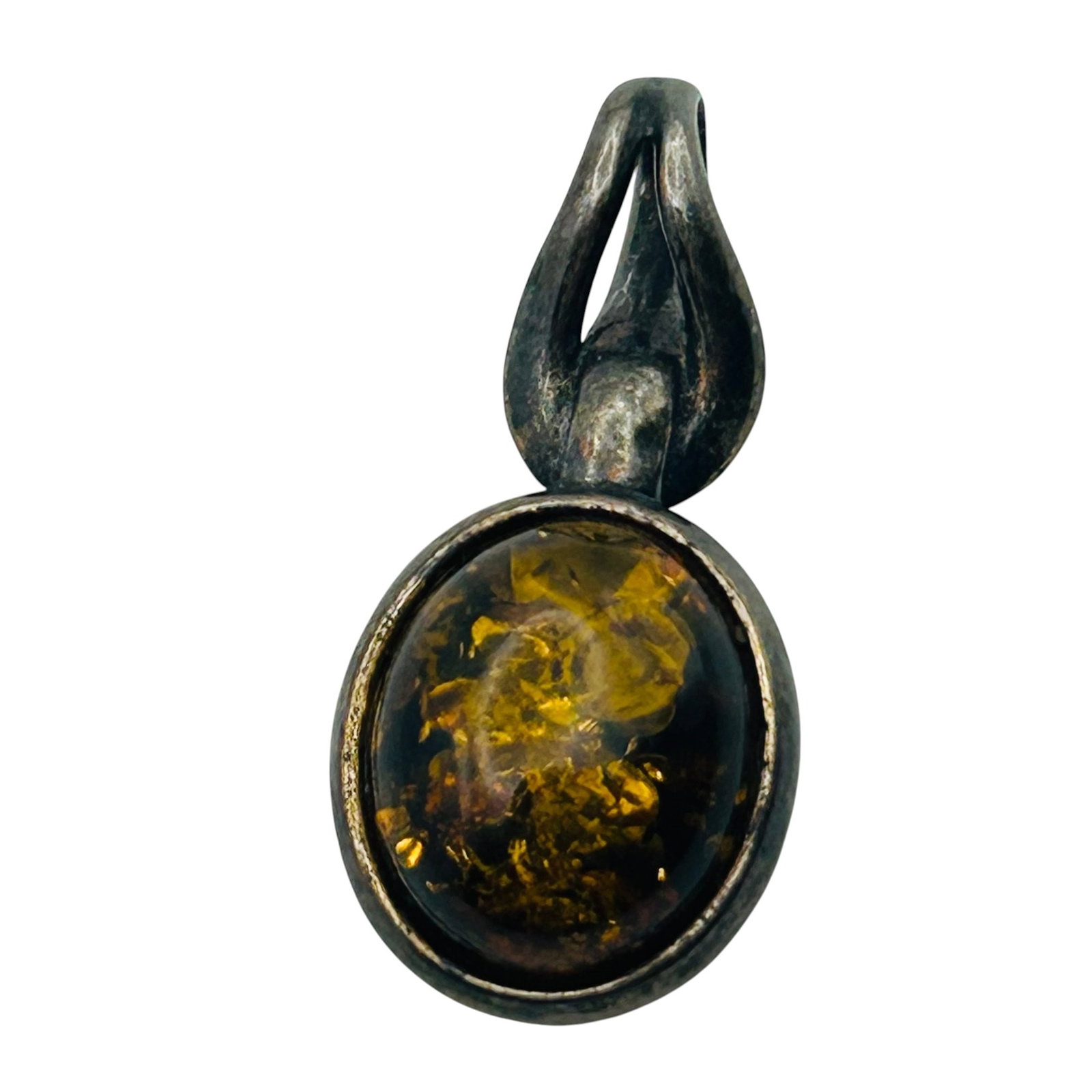 Sterling Amber Pendant (1 of 5)
