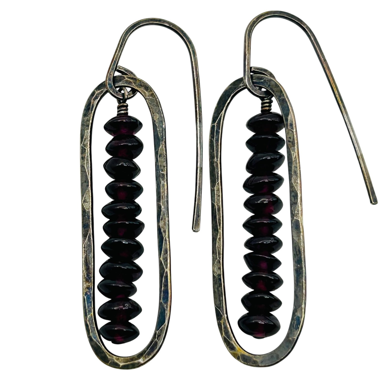 Sterling Garnet Dangle Earrings: Sterling garnet dangle earrings 5.8g