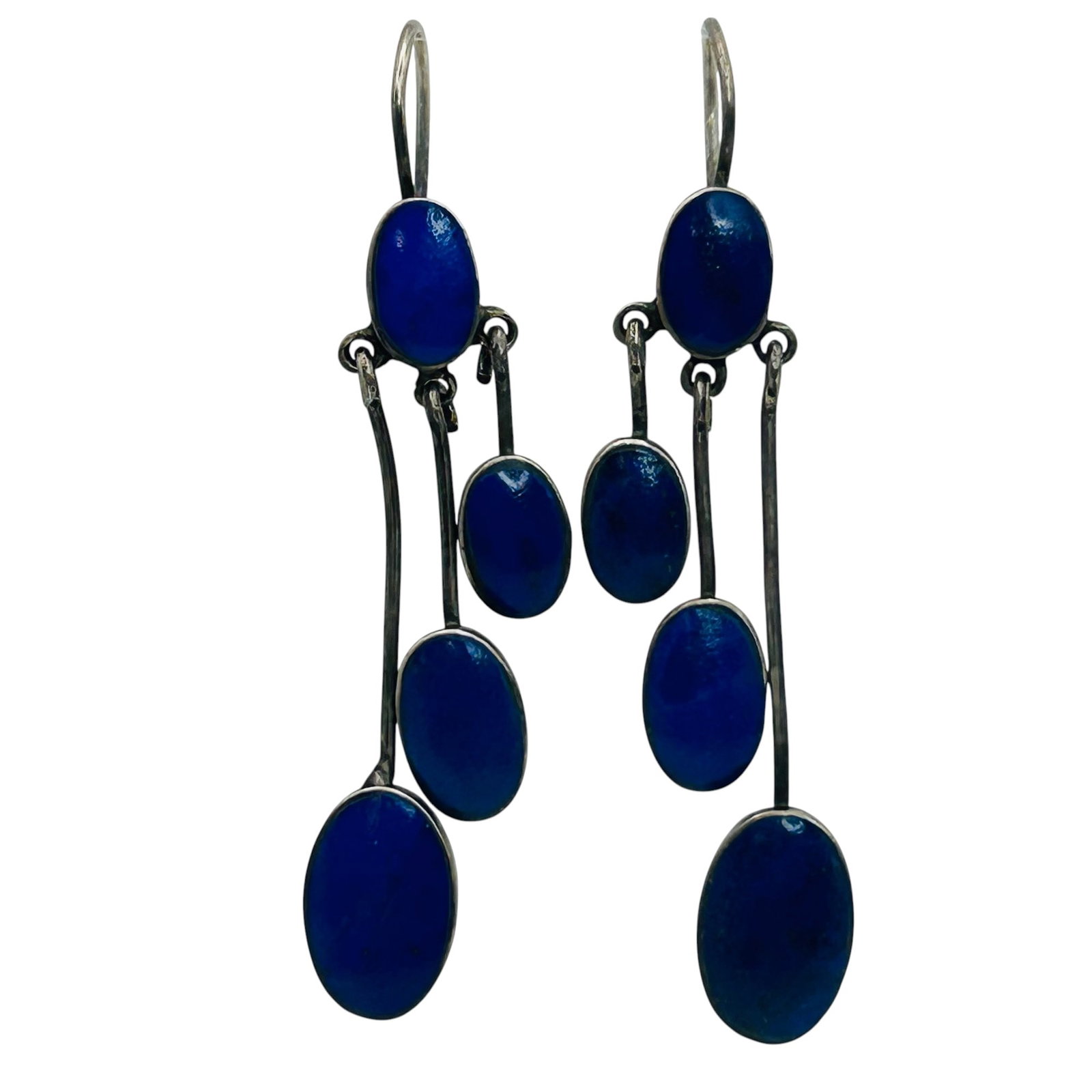 Sterling Lapis Lazuli Dangle Earrings: Sterling lapis lazuli dangle earrings 4.1g