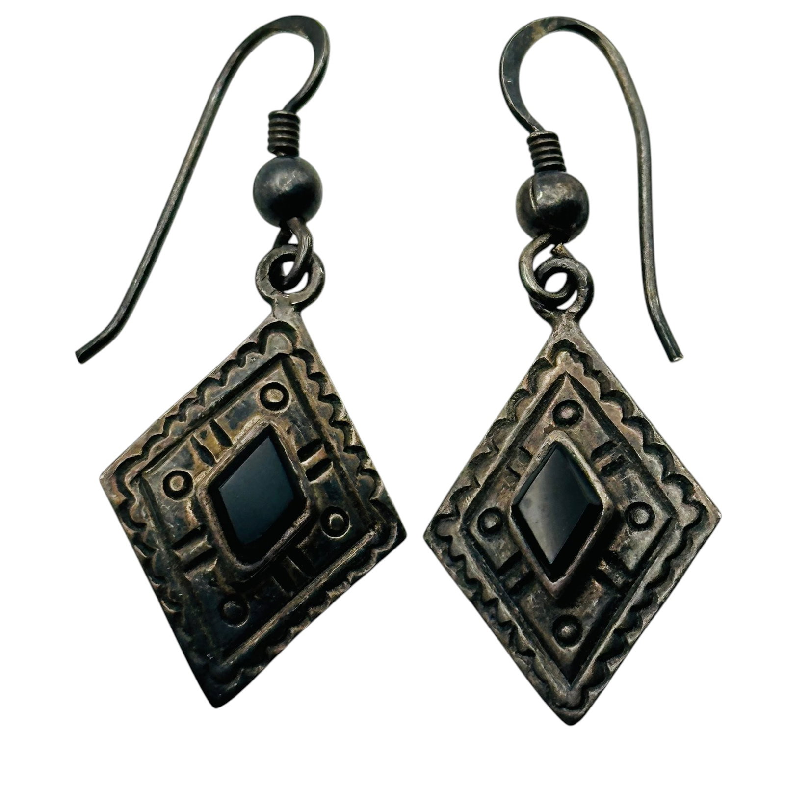 Sterling Onyx Dangle Earrings: Sterling onyx dangle earrings 7.5g
