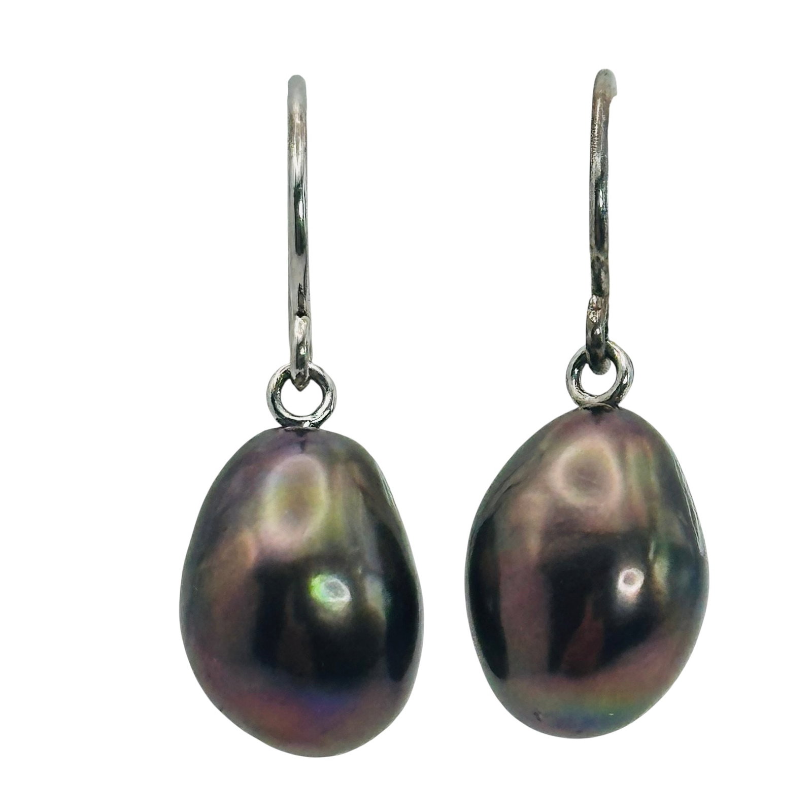 Sterling Pearl Earrings: Sterling pearl earrings 2.8g
